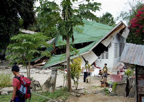 Philippines earthquake death toll rises to 16, authorities say .